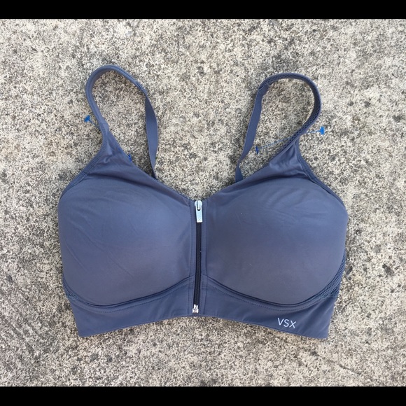 Victoria's Secret Other - Victoria Secret VSX sports bra. Size 34D